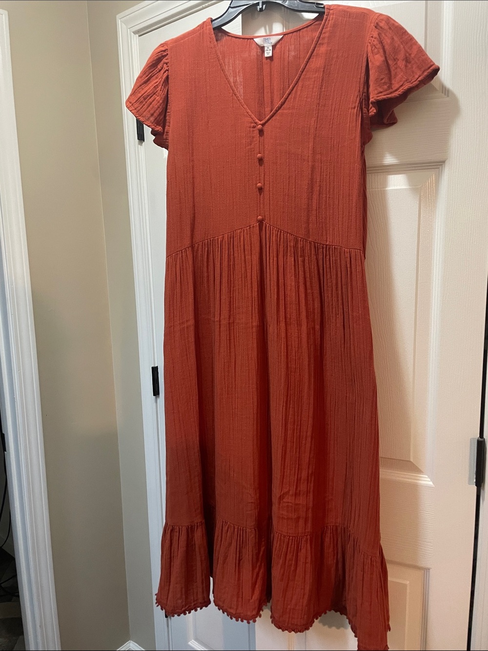 Time and Tru Rust Orange V-Neck Button Midi Dress